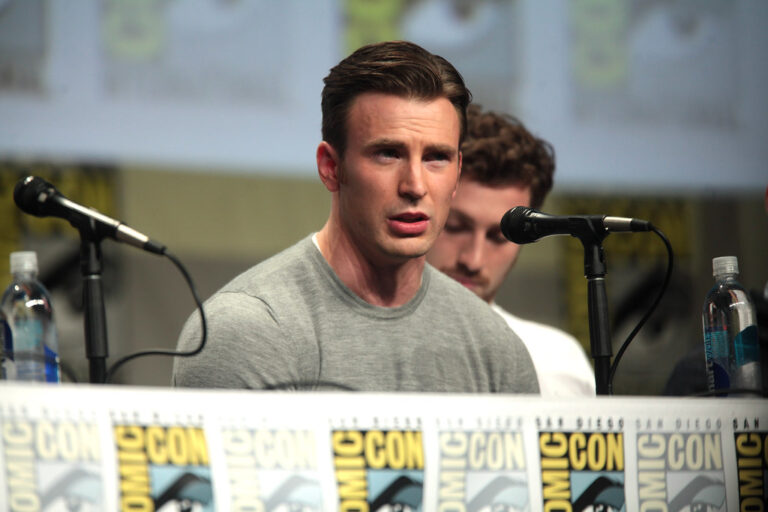 Chris Evans speaking at the 2014 San Diego Comic-Con panel