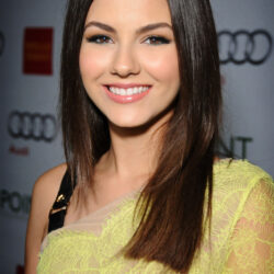 Victoria Justice at a Los Angeles benefit concert in 2013