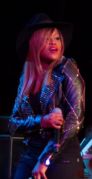 eve performing at the roxy during the lip lock tour in 2013
